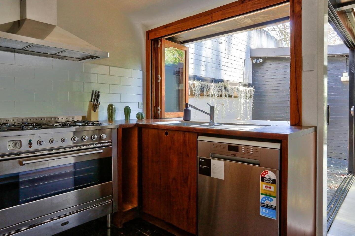 Unique 2 Bedroom House Pyrmont 2 E-Bikes Included Sydney Luaran gambar